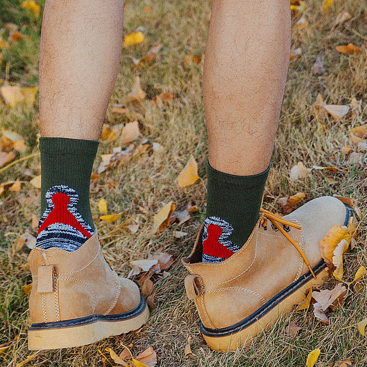 Premium Outdoor Sports Socks for Men – Hiking, Running, Cycling & Basketball – Anti-Slip Thermal Socks for Winter & All Seasons